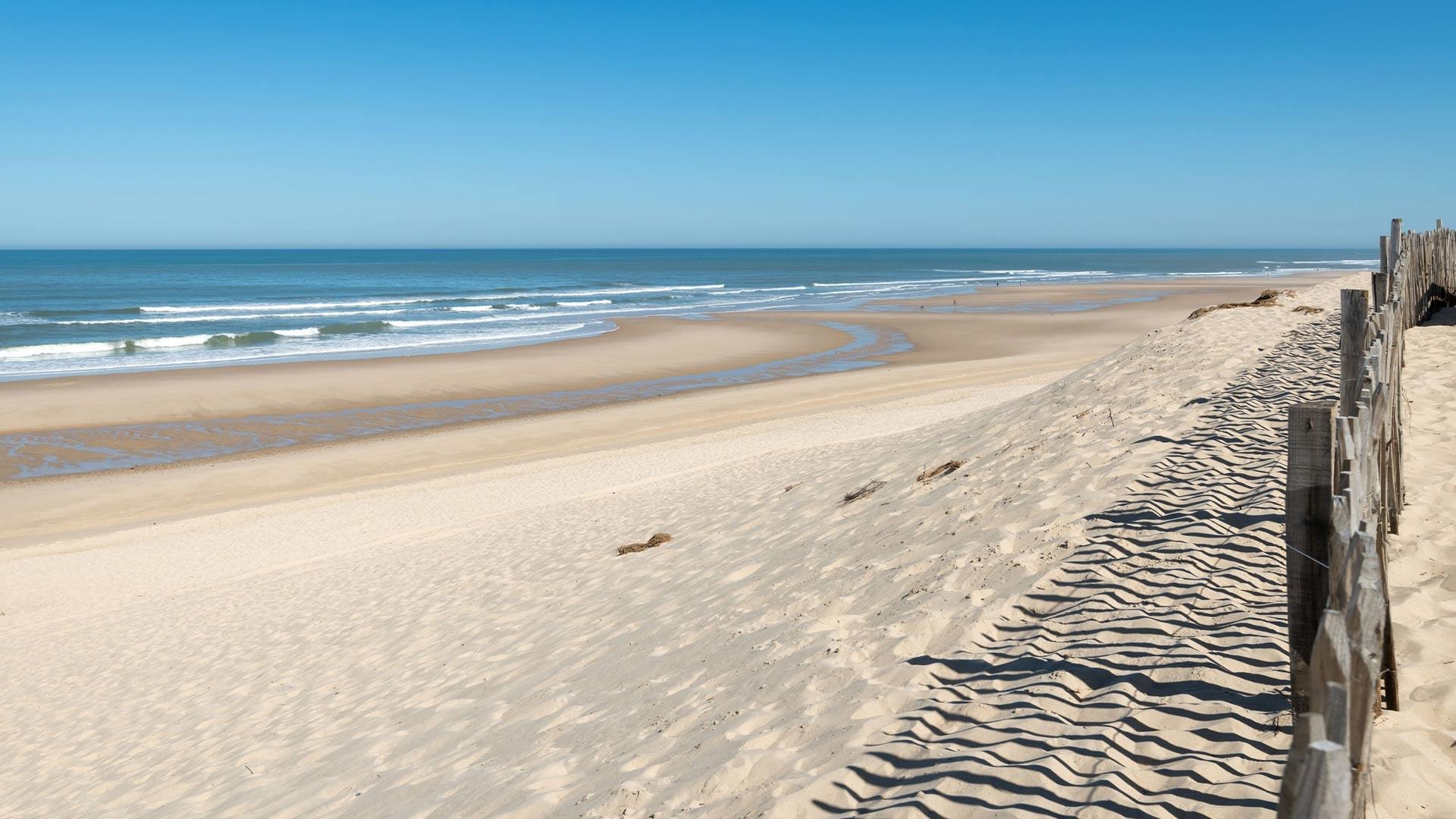 Immense plage de la Nouvelle Aquitaine